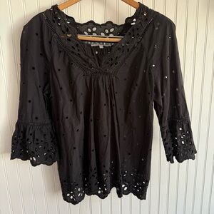 Daniel Rainn Black Eyelet V‑Neck Blouse Size Small with Scallop Trim